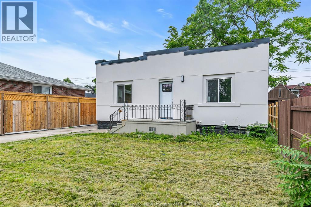 1737 Drouillard Road, Windsor, Ontario  N8Y 2S6 - Photo 3 - 26003755