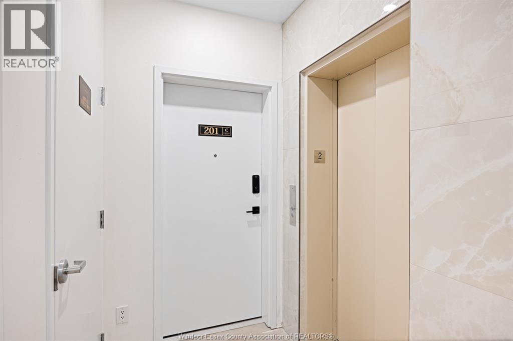 215-D Lesperance Road Unit# 301, Tecumseh, Ontario  N8N 1W2 - Photo 3 - 26003754