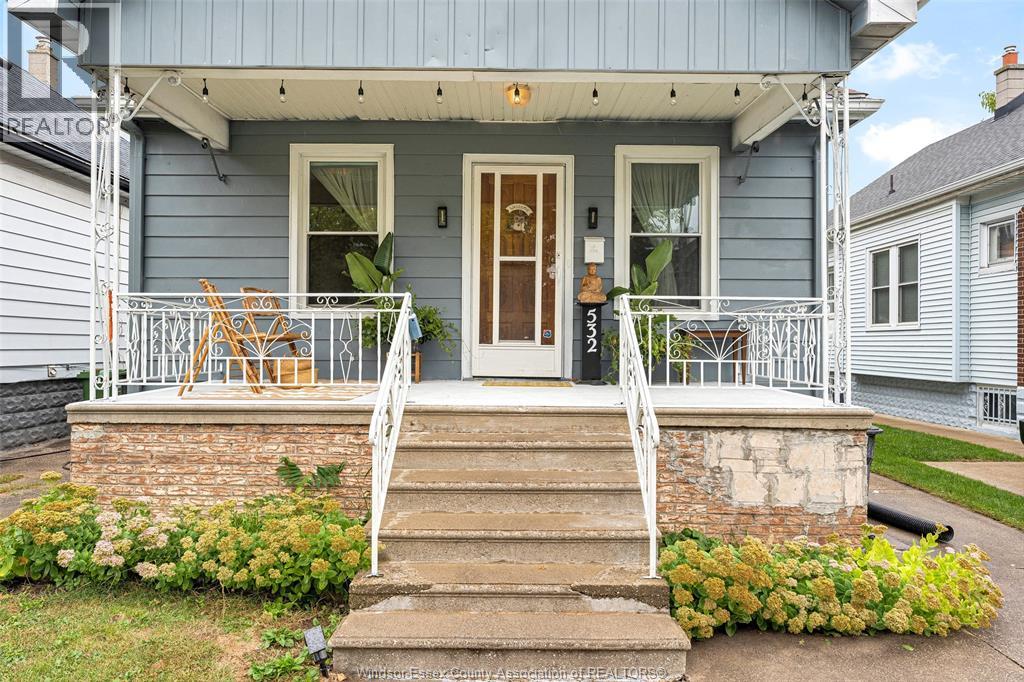 532 Mckay, Windsor, Ontario  N9B 1Z8 - Photo 2 - 26003720