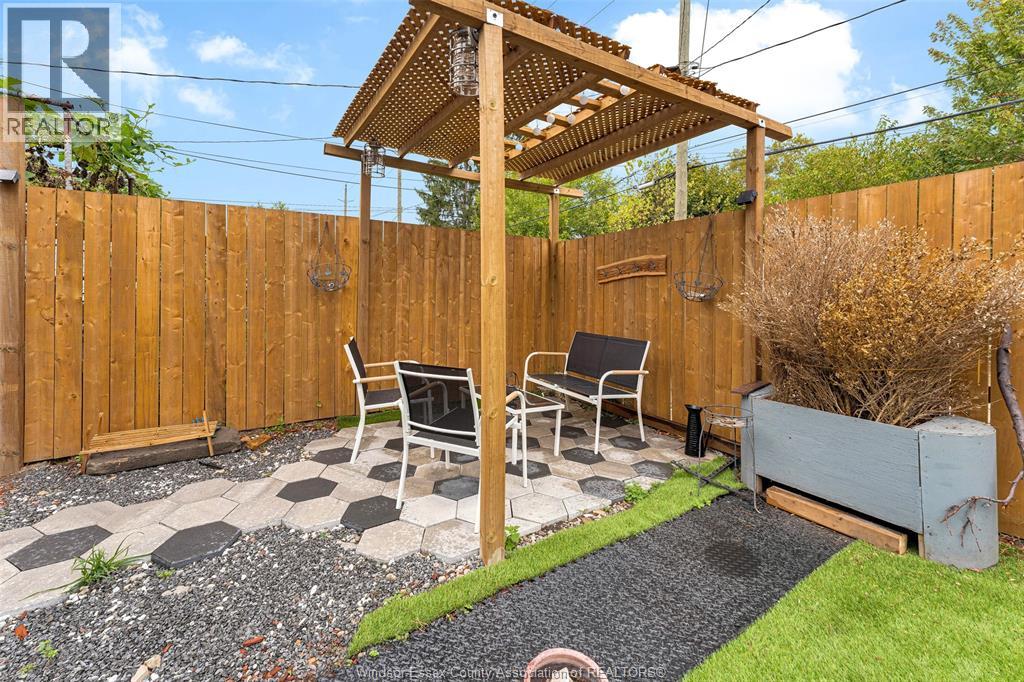 532 Mckay, Windsor, Ontario  N9B 1Z8 - Photo 30 - 26003720