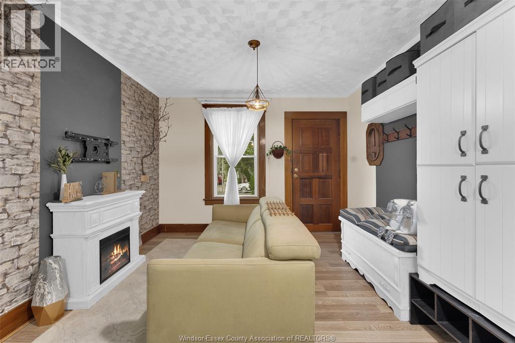 532 Mckay, Windsor, Ontario  N9B 1Z8 - Photo 7 - 26003720