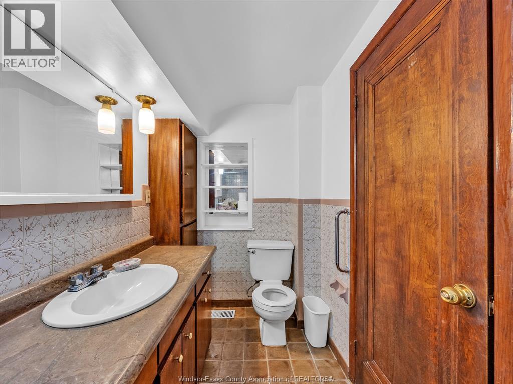 1025 Langlois Avenue, Windsor, Ontario  N9A 2H4 - Photo 15 - 26003766