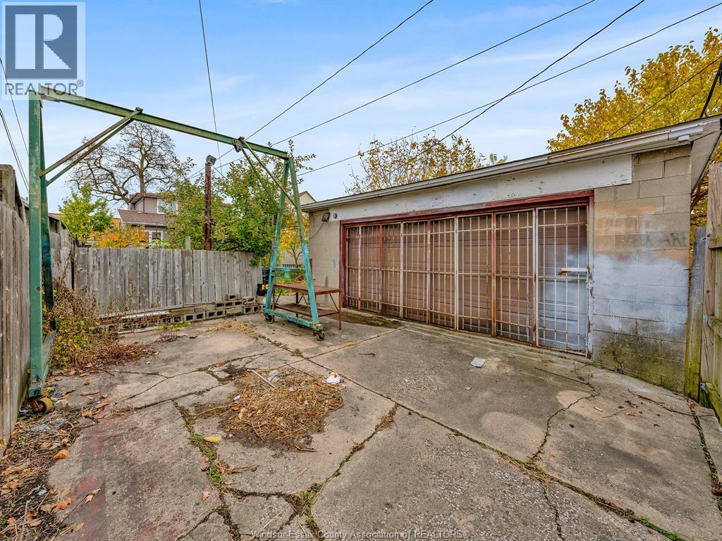 1025 Langlois Avenue, Windsor, Ontario  N9A 2H4 - Photo 36 - 26003766