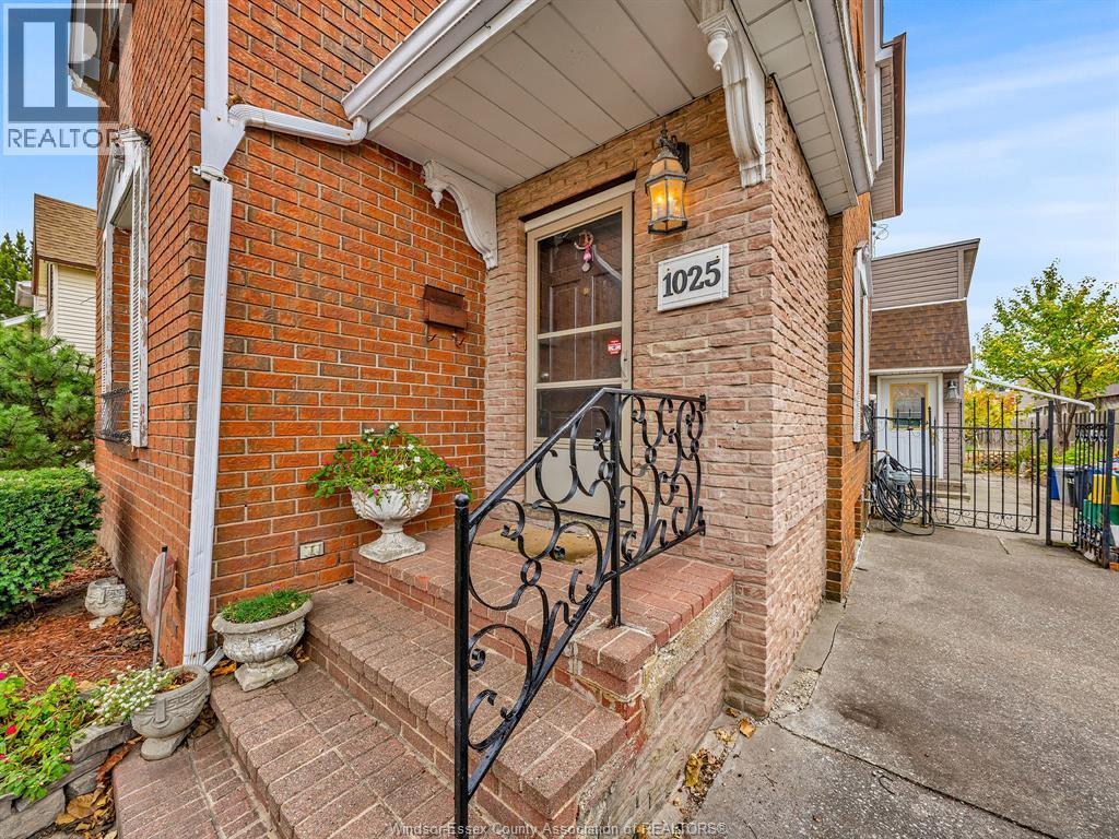 1025 Langlois Avenue, Windsor, Ontario  N9A 2H4 - Photo 5 - 26003766