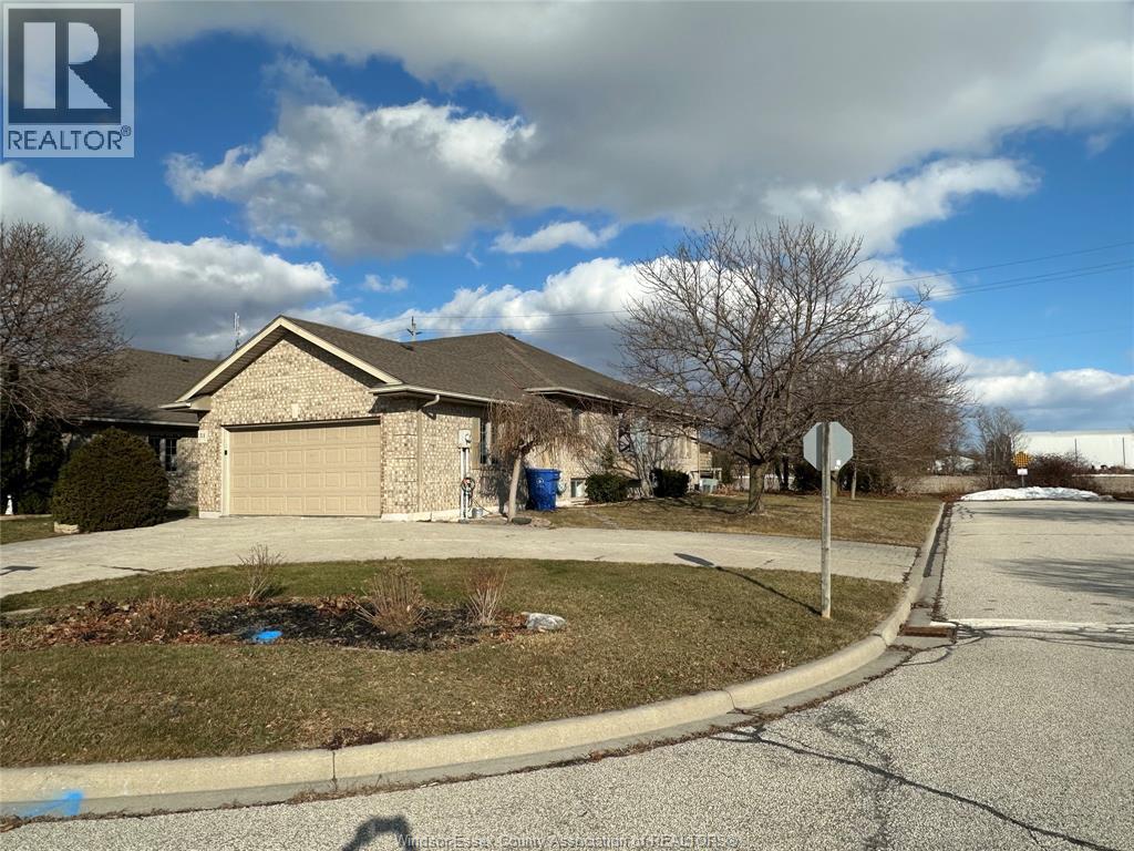 51 Santos Drive, Kingsville, Ontario  N9Y 3Z5 - Photo 2 - 26003774