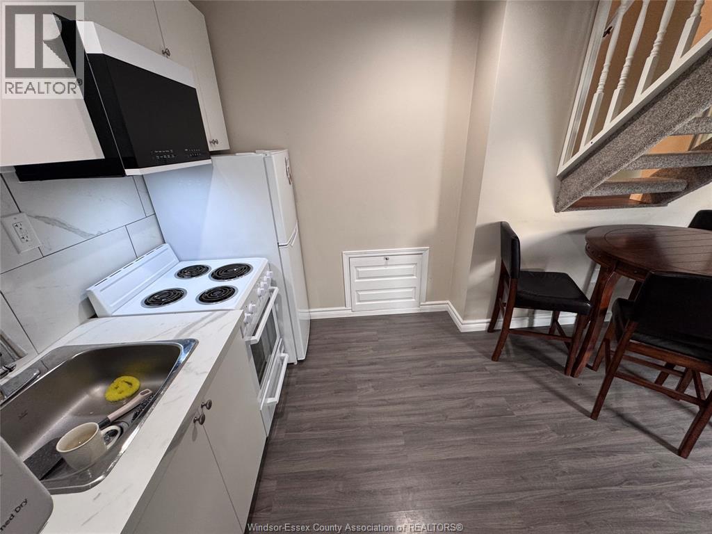 1527 Pierre, Windsor, Ontario  N8X 4P6 - Photo 4 - 26003219