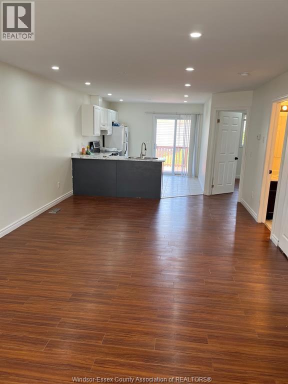 3726 Holburn, Windsor, Ontario  N9E 4S9 - Photo 4 - 26003805