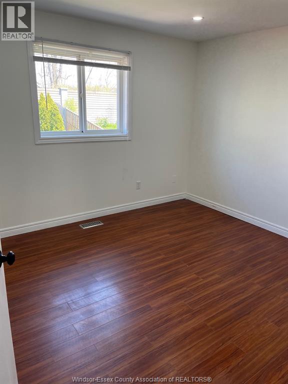 3726 Holburn, Windsor, Ontario  N9E 4S9 - Photo 7 - 26003805