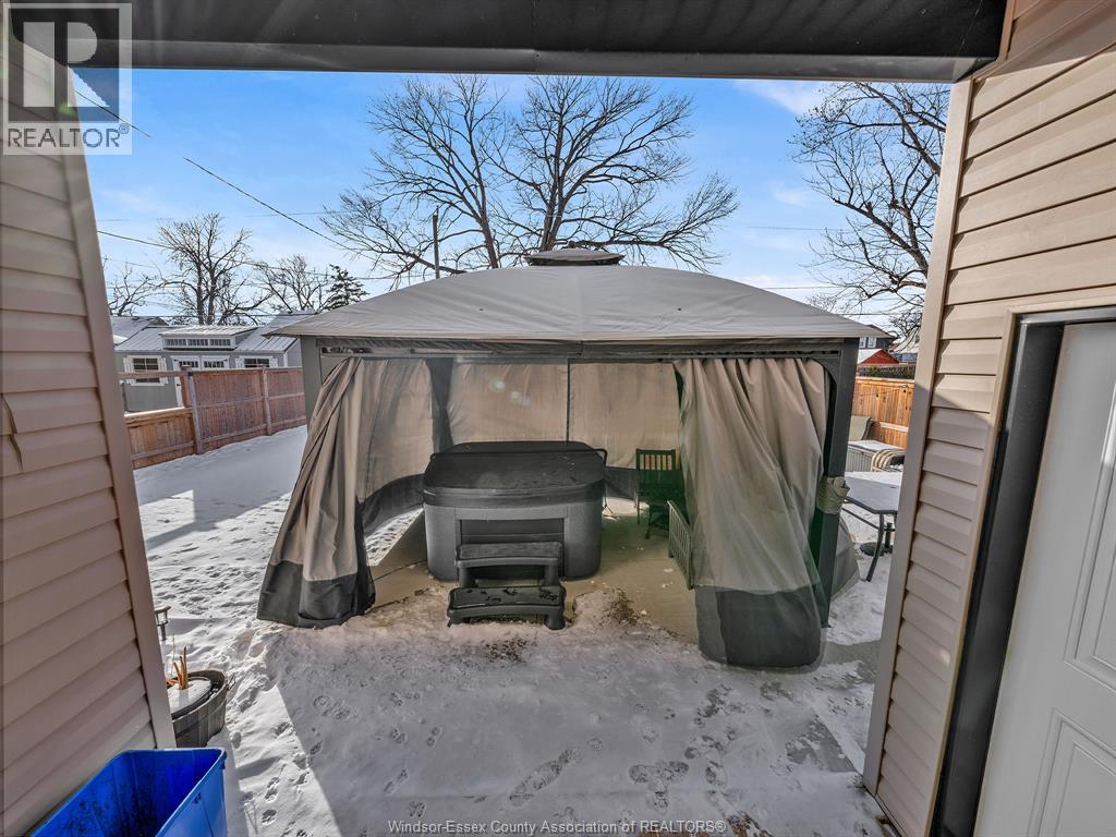 1015 William, Tecumseh, Ontario  N8N 2A5 - Photo 39 - 26003784