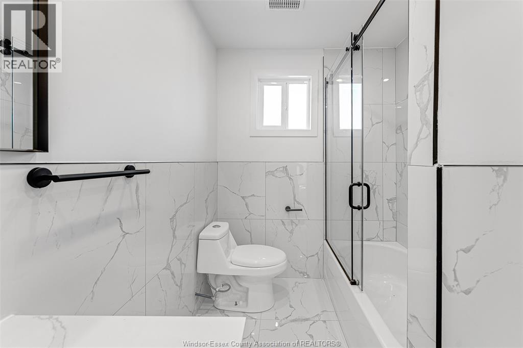 409 Hall Unit# B, Windsor, Ontario  N9A 2L7 - Photo 8 - 26003806