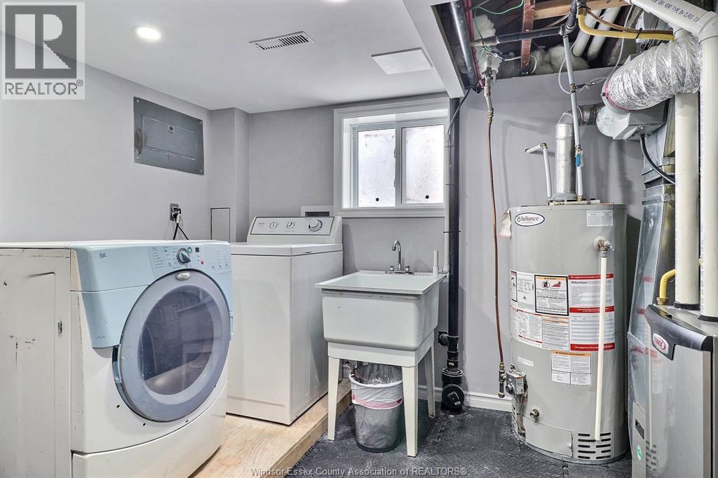 883 Pillette, Windsor, Ontario  N8Y 3B4 - Photo 22 - 26003780