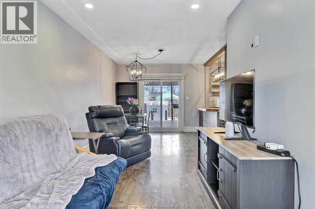 883 Pillette, Windsor, Ontario  N8Y 3B4 - Photo 6 - 26003780