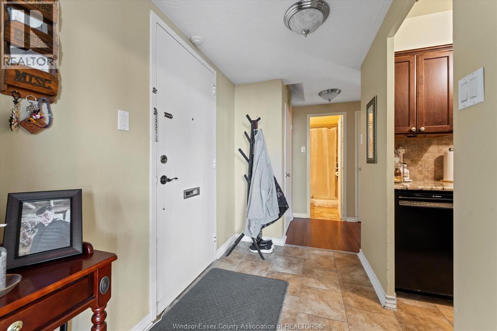 111 Riverside Drive East Unit# 1007, Windsor, Ontario  N9A 2S6 - Photo 4 - 26003949