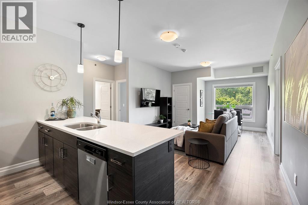 5840 Newman Boulevard Unit# 318, Lasalle, Ontario  N9J 0E3 - Photo 4 - 26003934