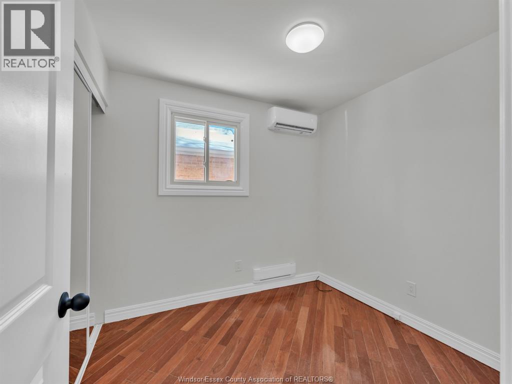 8428 Darlington, Windsor, Ontario  N8S 4M2 - Photo 12 - 26003953