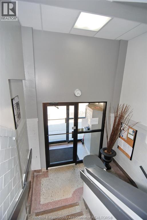 647 Irvine Unit# 301, Windsor, Ontario  N8X 2J4 - Photo 5 - 26003974