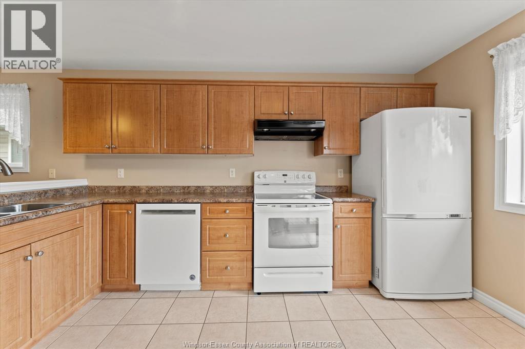 2538 Duneshill, Windsor, Ontario  N8P 1Y2 - Photo 10 - 26003959