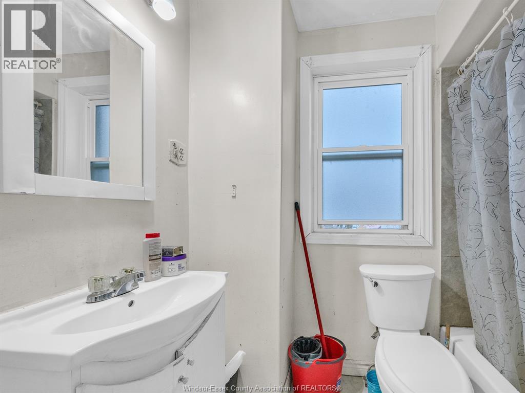 780 Dougall, Windsor, Ontario  N9A 4P8 - Photo 28 - 26003935