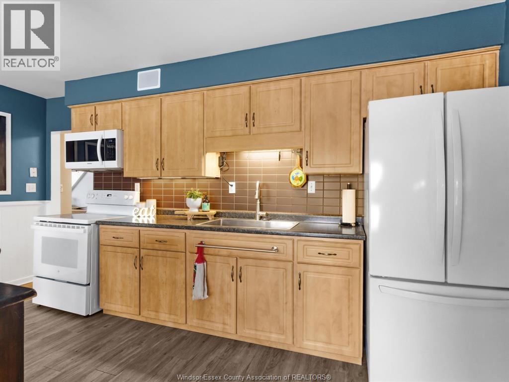 1875 Lansing, Windsor, Ontario  N9E 3S4 - Photo 12 - 26003950