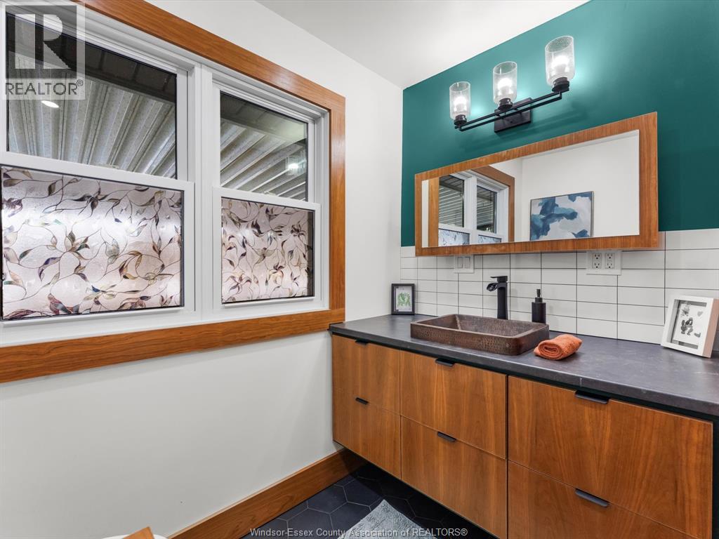 1875 Lansing, Windsor, Ontario  N9E 3S4 - Photo 20 - 26003950