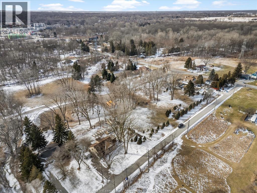 1875 Lansing, Windsor, Ontario  N9E 3S4 - Photo 43 - 26003950