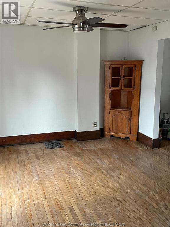 570 Pine Street, Windsor, Ontario  N9A 6E5 - Photo 7 - 26003991