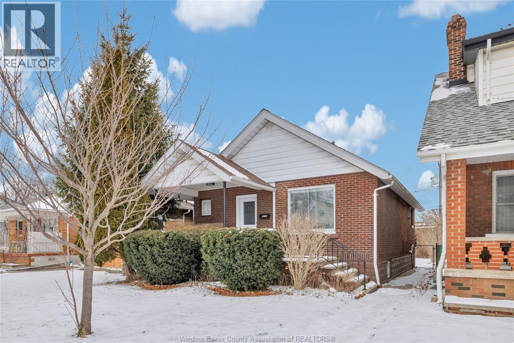 1618 Moy Avenue, Windsor, Ontario  N8X 3J8 - Photo 2 - 26003981
