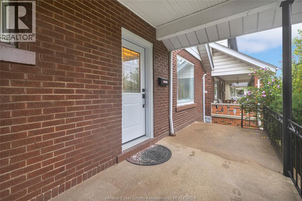1618 Moy Avenue, Windsor, Ontario  N8X 3J8 - Photo 3 - 26003981