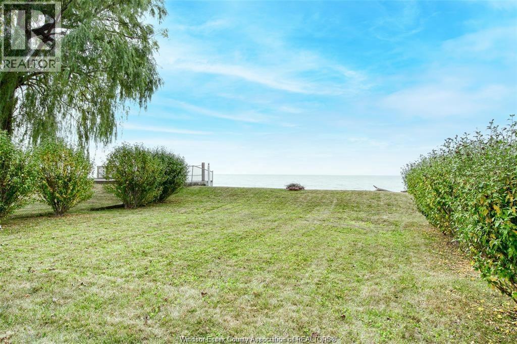 127 Lakewood Drive, Amherstburg, Ontario  N9V 2Y8 - Photo 3 - 26003976