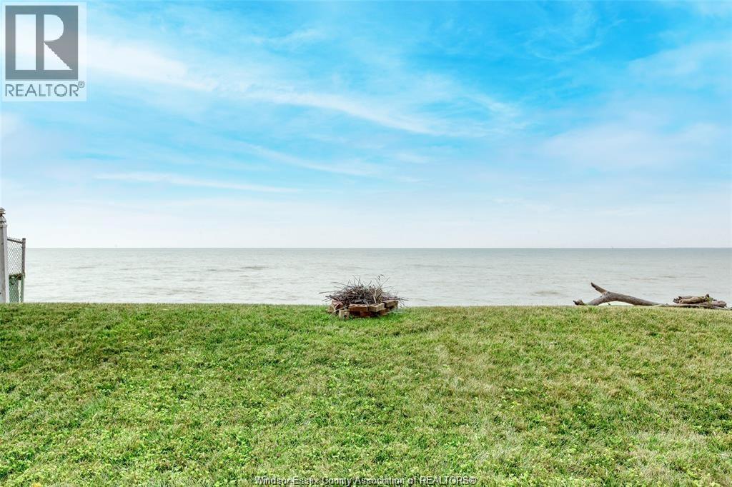 127 Lakewood Drive, Amherstburg, Ontario  N9V 2Y8 - Photo 5 - 26003976