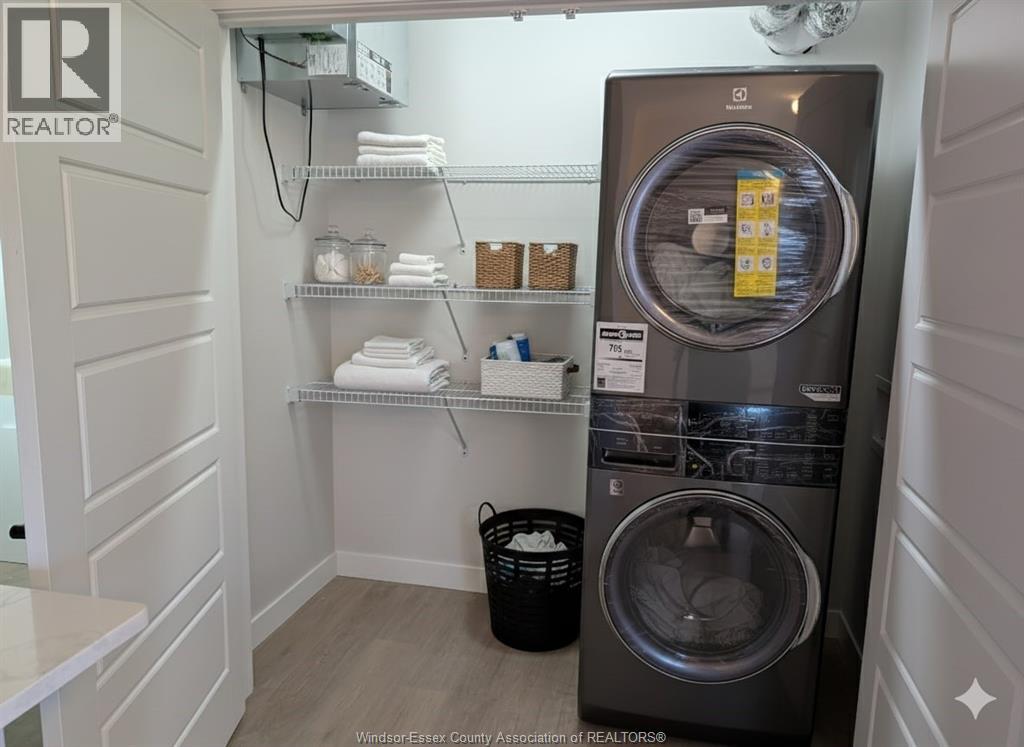 926-928 Giles Boulevard Unit# 4, Windsor, Ontario  N9A 4G1 - Photo 4 - 26003999