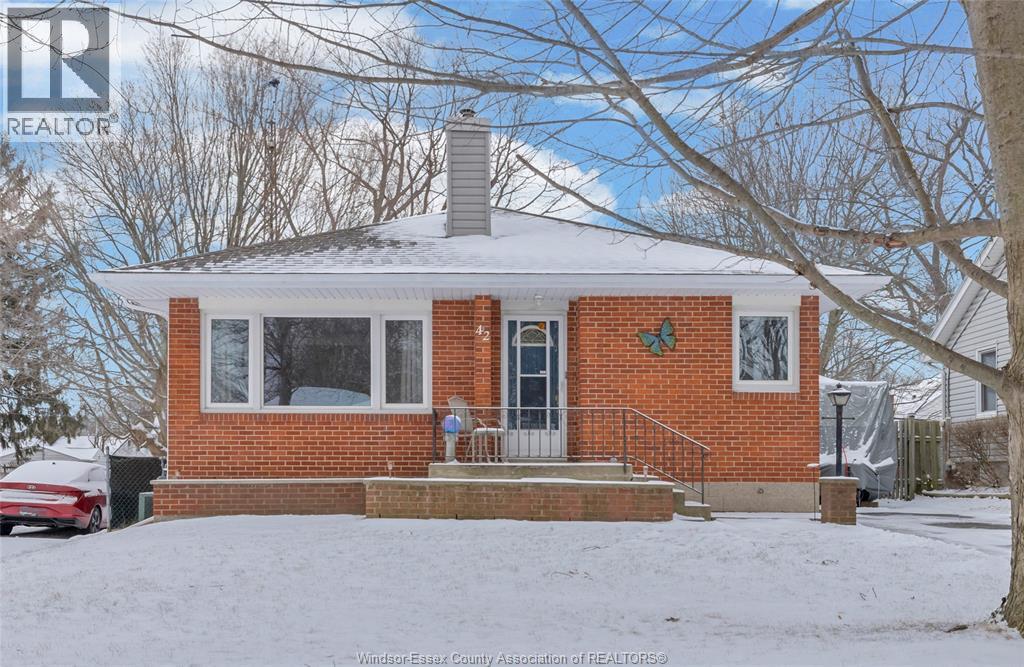 42 Grace, Leamington, Ontario  N8H 1K9 - Photo 1 - 26003995