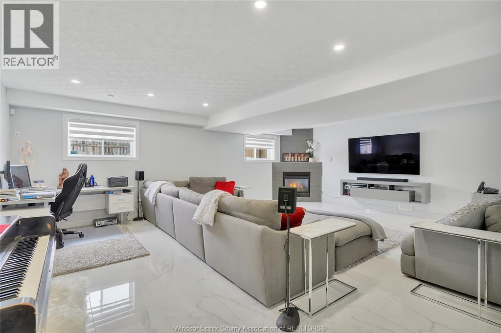 3725 Irongate, Windsor, Ontario  N8W 5T3 - Photo 22 - 26004006