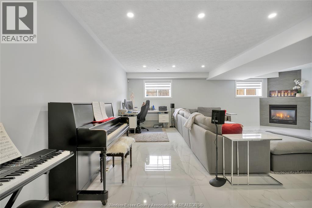 3725 Irongate, Windsor, Ontario  N8W 5T3 - Photo 25 - 26004006