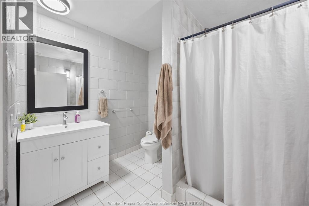 1226 Aimee Street, Lakeshore, Ontario  N0R 1S0 - Photo 17 - 26004019