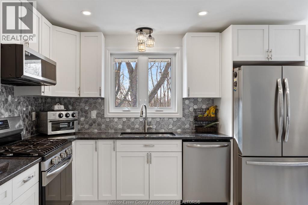 1226 Aimee Street, Lakeshore, Ontario  N0R 1S0 - Photo 5 - 26004019