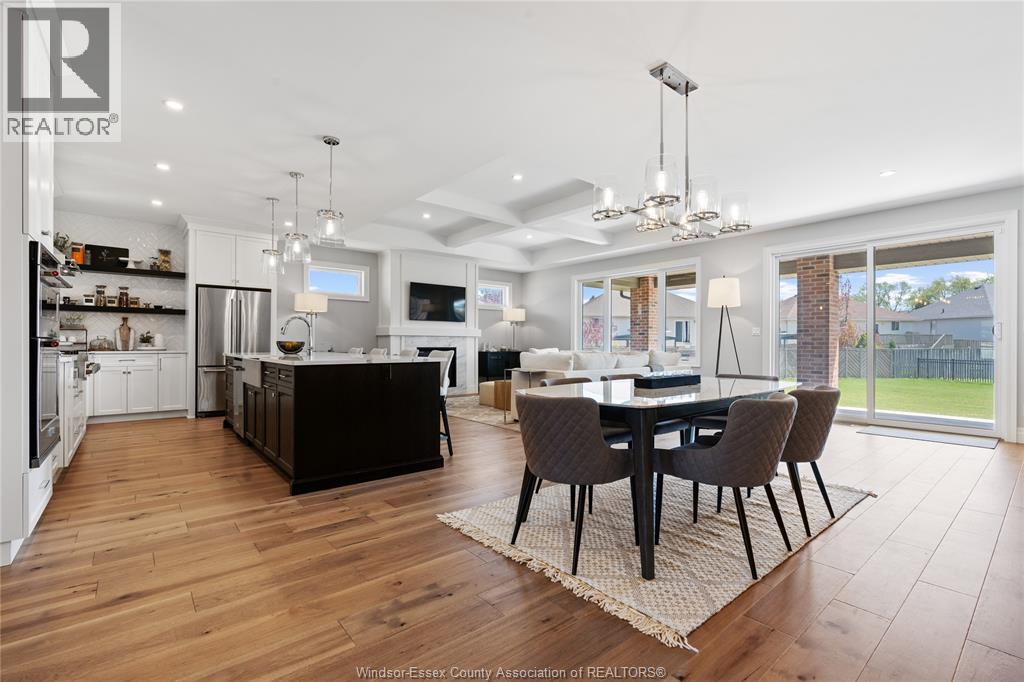 948 St. Jude Court, Windsor, Ontario  N9G 0B7 - Photo 6 - 26004034