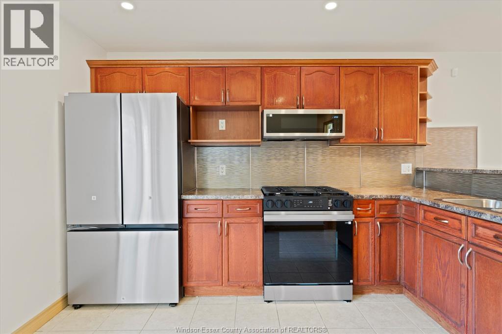 4511 Sassafras, Windsor, Ontario  N9G 3C9 - Photo 12 - 26004053