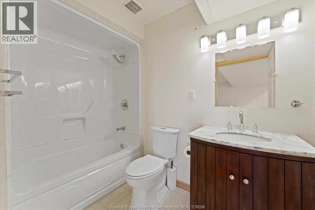4511 Sassafras, Windsor, Ontario  N9G 3C9 - Photo 28 - 26004053