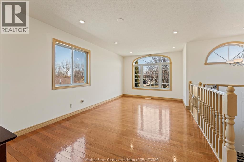 4511 Sassafras, Windsor, Ontario  N9G 3C9 - Photo 6 - 26004053