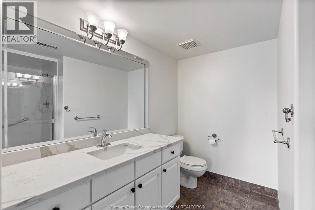 320 Village Grove Unit# 204, Tecumseh, Ontario  N8N 4X7 - Photo 14 - 26004135