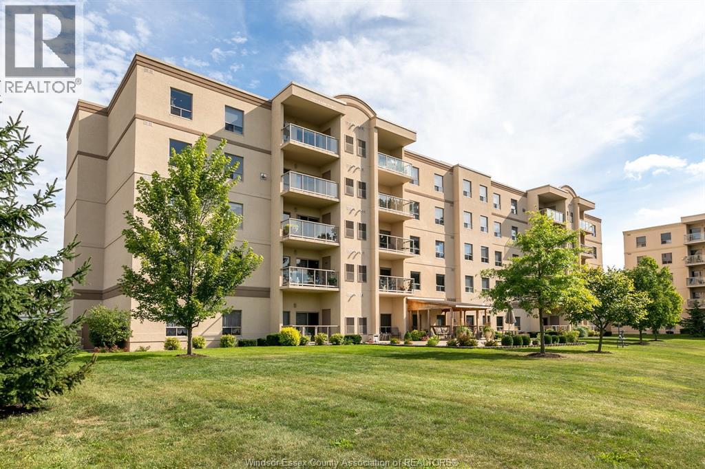 320 Village Grove Unit# 204, Tecumseh, Ontario  N8N 4X7 - Photo 2 - 26004135