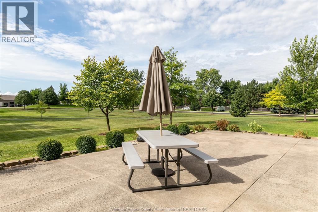 320 Village Grove Unit# 204, Tecumseh, Ontario  N8N 4X7 - Photo 29 - 26004135