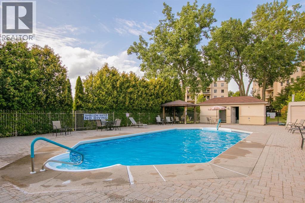 320 Village Grove Unit# 204, Tecumseh, Ontario  N8N 4X7 - Photo 31 - 26004135