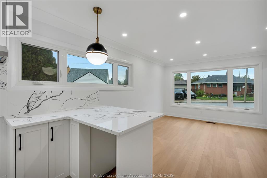 1377 Granville Crescent, Windsor, Ontario  N9C 3N9 - Photo 11 - 26004146