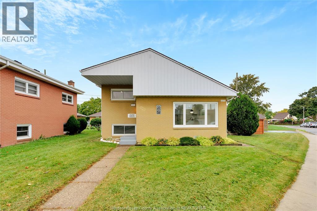 1377 Granville Crescent, Windsor, Ontario  N9C 3N9 - Photo 2 - 26004146