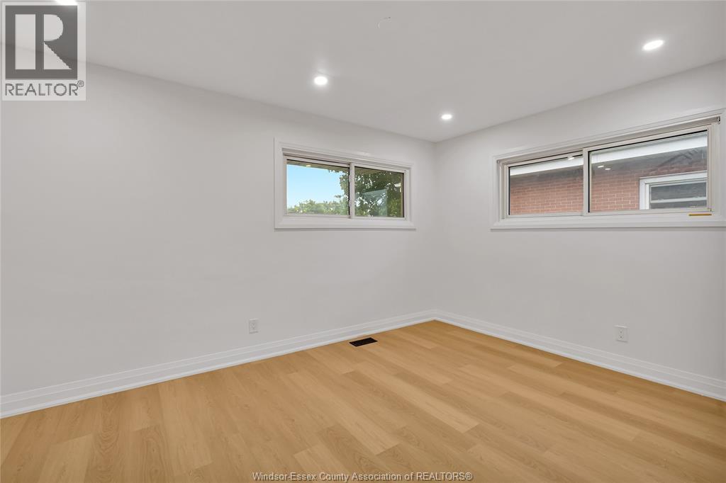 1377 Granville Crescent, Windsor, Ontario  N9C 3N9 - Photo 20 - 26004146