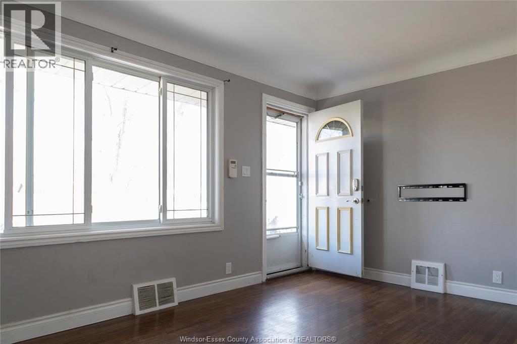 1275 Chappell Unit# Upper, Windsor, Ontario  N9C 3C8 - Photo 4 - 26004158