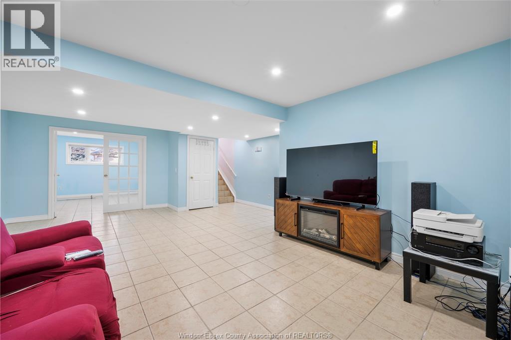 4477 Spago Cres, Windsor, Ontario  N9G 2Z6 - Photo 18 - 26004191
