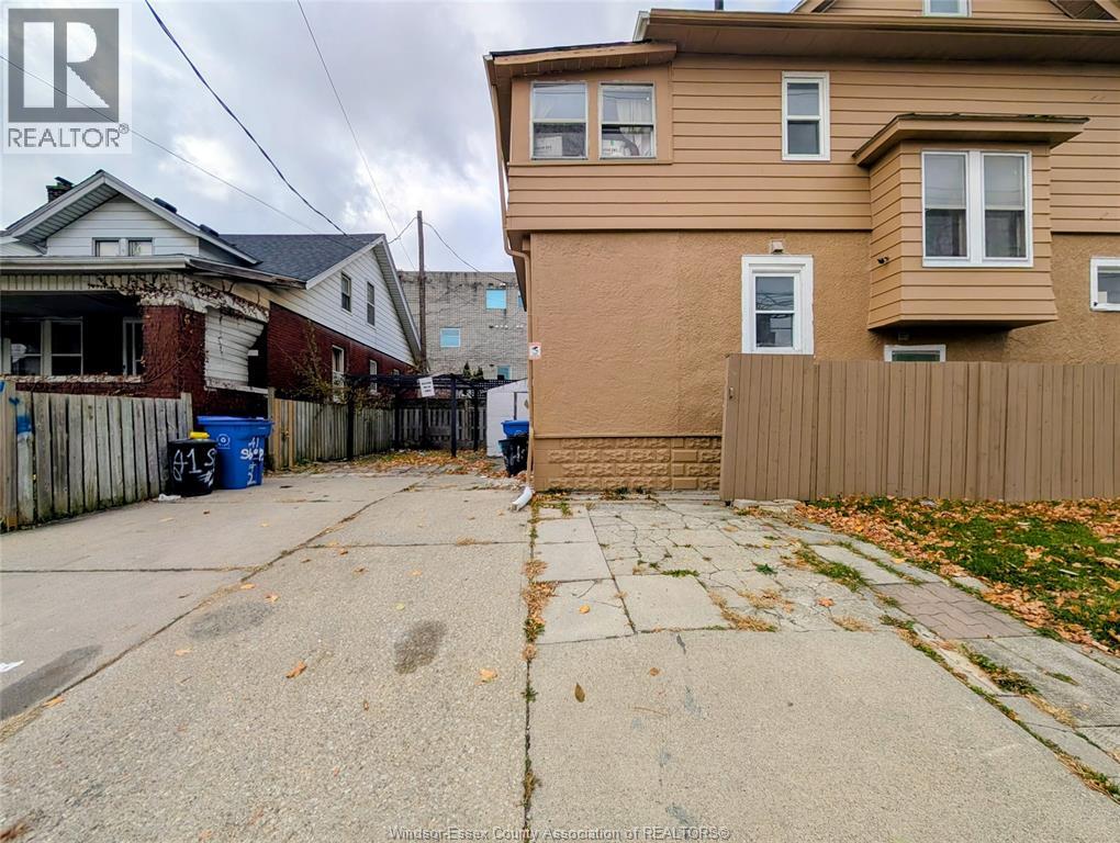 41 Shepherd Street East, Windsor, Ontario  N8X 2J9 - Photo 2 - 26004250